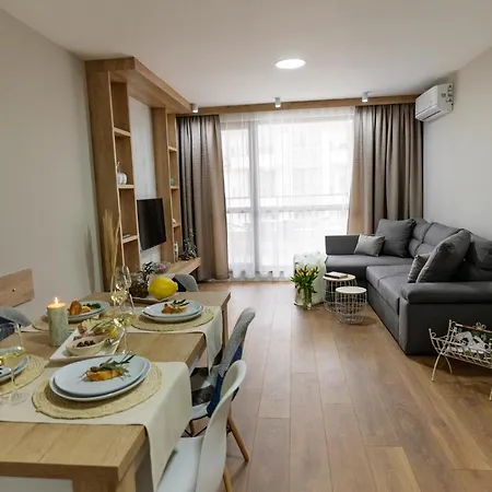 2 Апарт-отель 4*