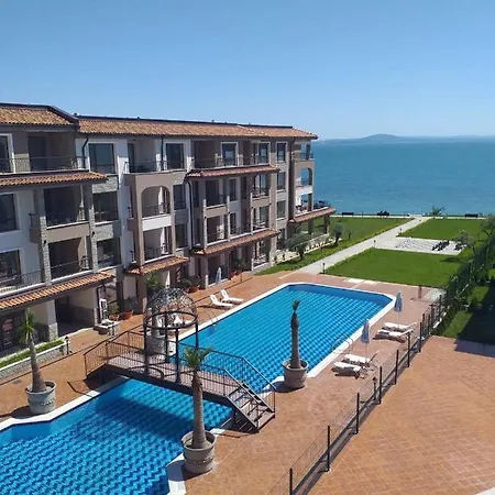 2 Апарт-отель