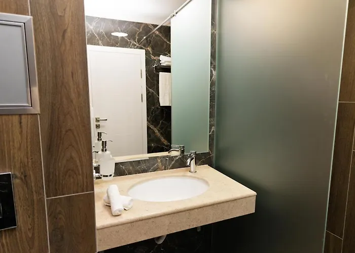 2 Ξενοδοχείο με διαμερίσματα