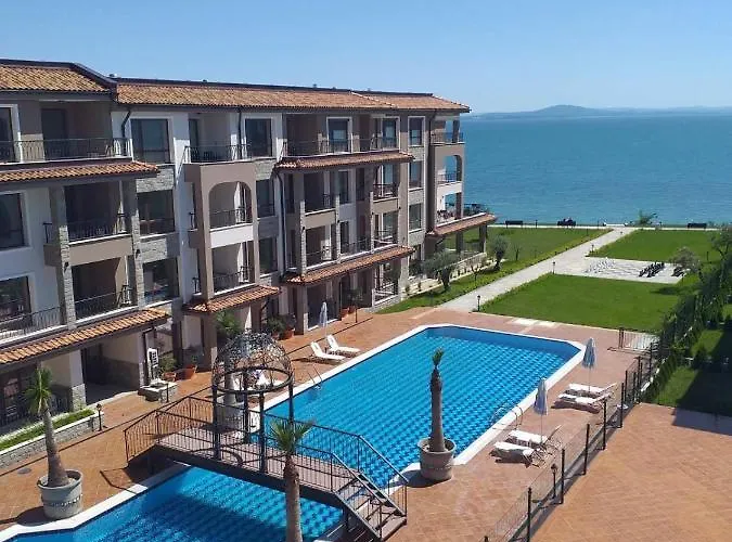 2 Ξενοδοχείο με διαμερίσματα