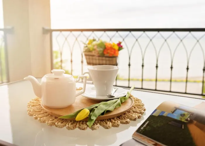 Ξενοδοχείο με διαμερίσματα 2