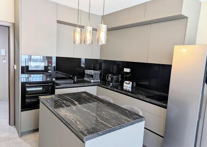 2 Ξενοδοχείο με διαμερίσματα 4*