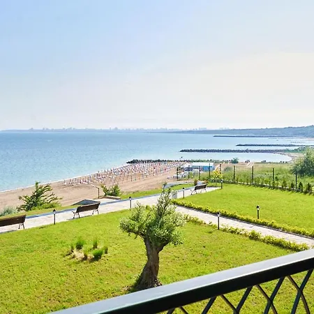 2 Hotel apartamentowy
