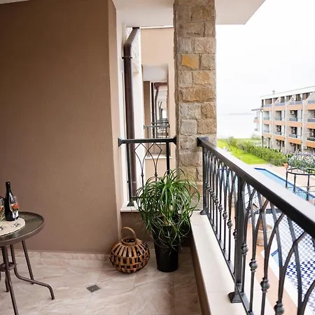 Hotel apartamentowy 2