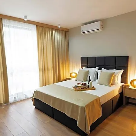 2 Hotel apartamentowy 4*