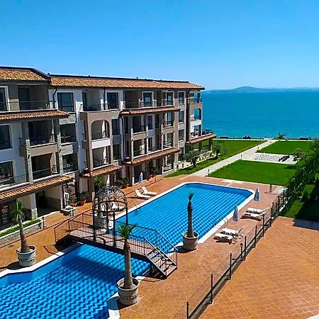 Hotel apartamentowy 2 4*