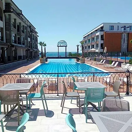Hotel apartamentowy 2