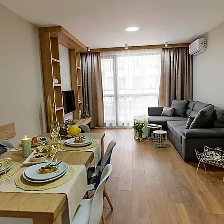 2 Hotel apartamentowy 4*